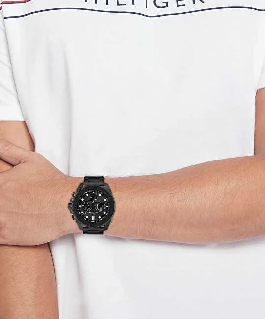 Laikrodis TOMMY HILFIGER 1710690. Kvarcas, Juoda Spalva. Vyriški.