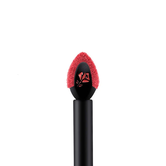 Lancôme L’Absolu Rouge Drama Ink ilgai išliekantys matiniai skysti lūpų dažai, atspalvis: 555 Soif de Vivre, 6 ml