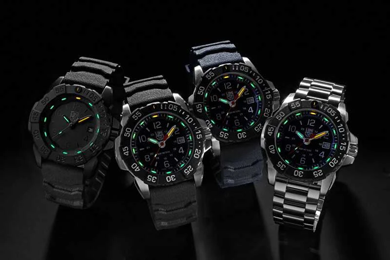Laikrodis „Luminox Navy SEAL“ karinis nardymo kaklo papuošalas XS.3251.CB