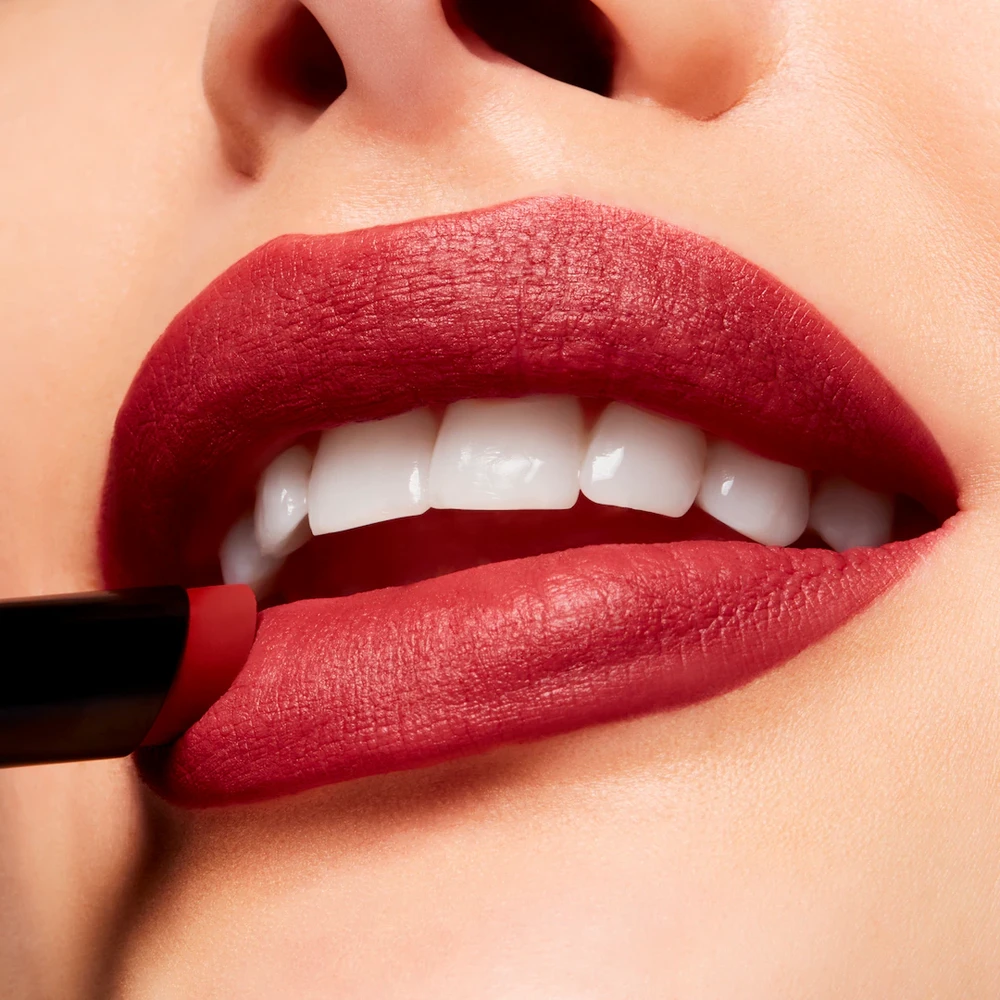 Lūpų dažai MAC Powder Kiss Velvet Blur Slim Stick, 2 g. | spalva: 880 Rose Mary