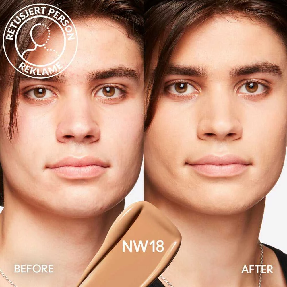 Matinis makiažo pagrindas MAC Studio Fix Fluid SPF 15 24HR Matte Foundation + Oil Control, spalva: NW18, 30 ml