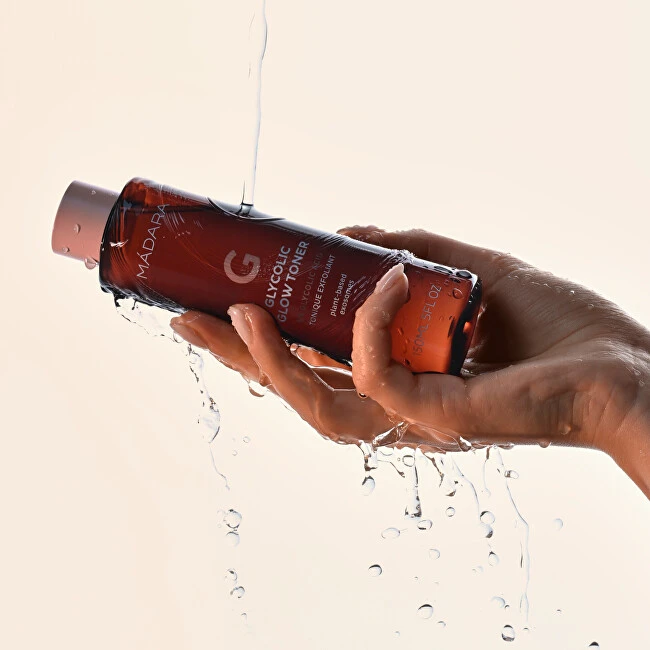 Madara Glycolic Glow Toneris skaistinamasis veido tonikas su glikolio rūgštimi, 150 ml