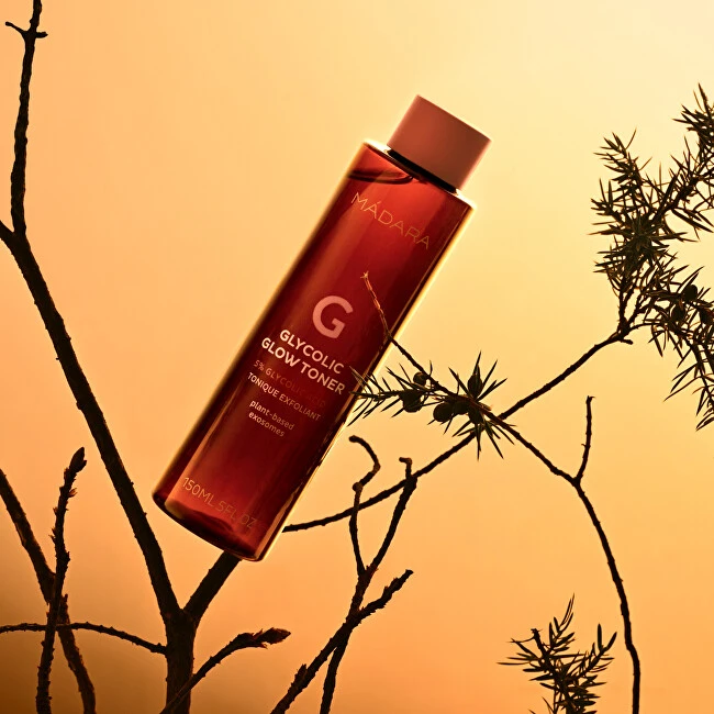 Madara Glycolic Glow Toneris skaistinamasis veido tonikas su glikolio rūgštimi, 150 ml