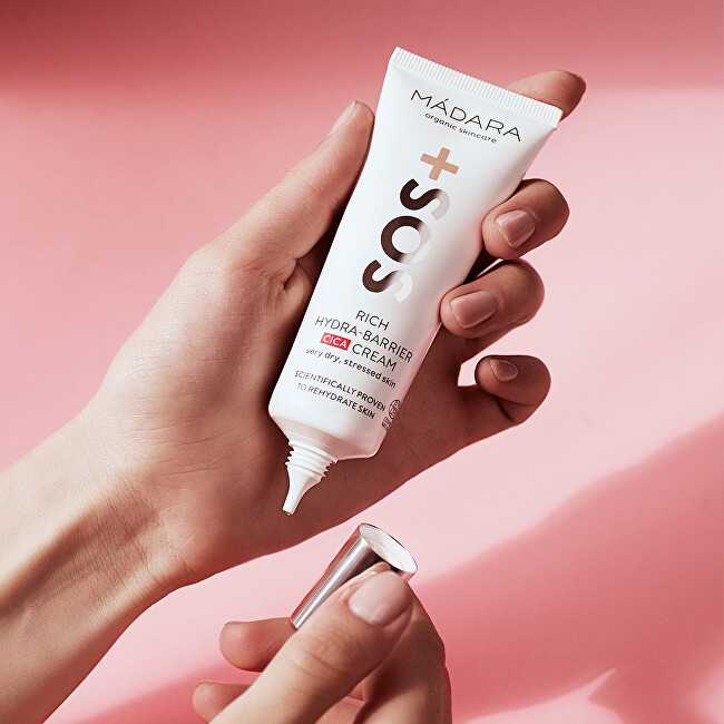 MADARA SOS RICH HYDRA-BARRIER CICA veido kremas, 40 ml