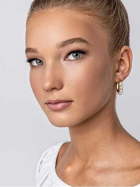 Marc Malone Žavūs perlų auskarai Angel Baltas Earrings MCE24023G