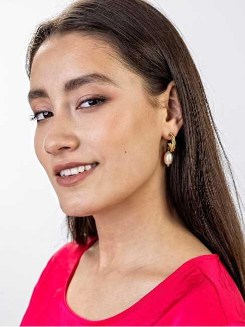 Marc Malone Gold-plated earrings with artificial pearl Grace Baltas Earrings MCE23005G