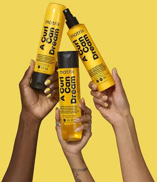 Garbanas pabrėžiantis purškiklis Matrix A Curl Can Dream Scrunch N' Go Defining Purškiklis 250ml