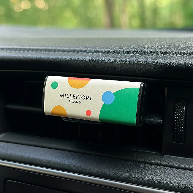 Baltas MUSK MILLEFIORI automobilio kvapas