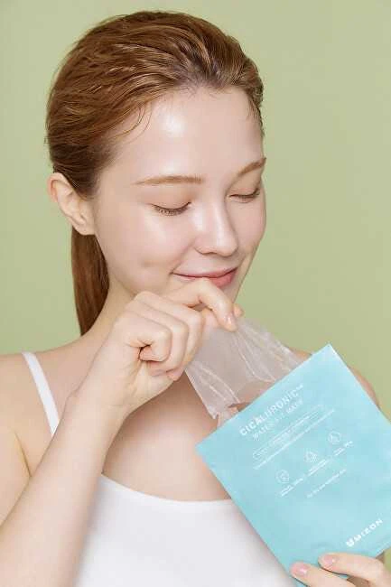 Vienkartinė veido kaukė Mizon Cicaluronic Vanduo Fit Mask, su azijine centele ir hialurono rūgštimi, intensyviai drėkinanti, 24 g