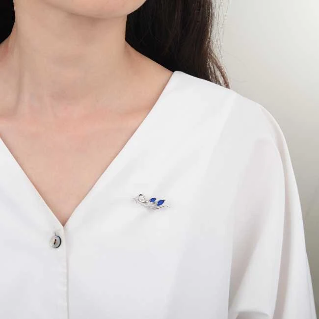 Moiss Elegantiška sidabrinė sagė su cirkoniais O0000001