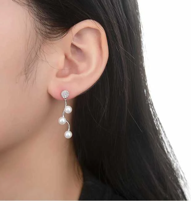 Moiss Elegant sidabrinis auskarai su cirkoniais ir sintetiniais perlais E0003098