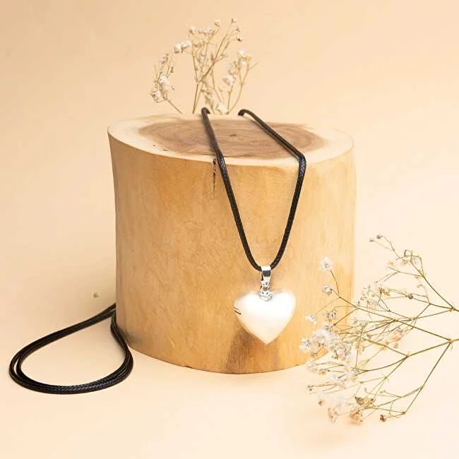 Mummy Bell Juoda pinta virvelė 114 cm