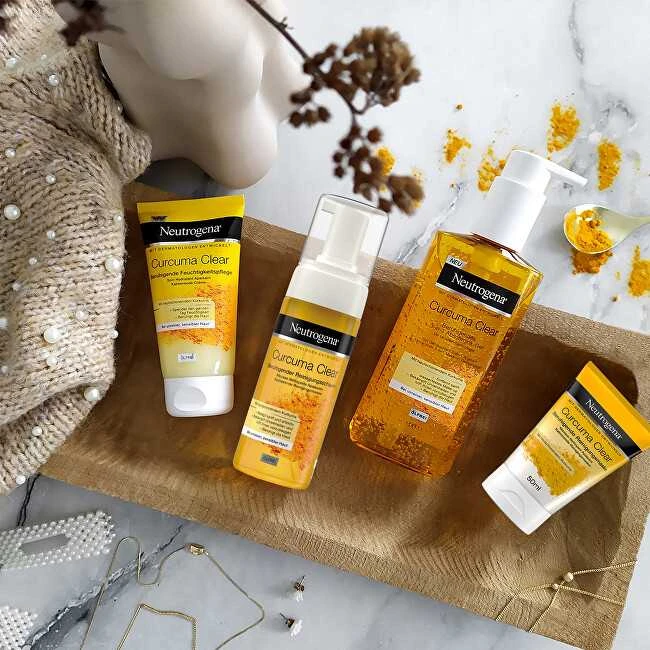 „Neutrogena Curcuma Clear“ raminančios valomosios putos