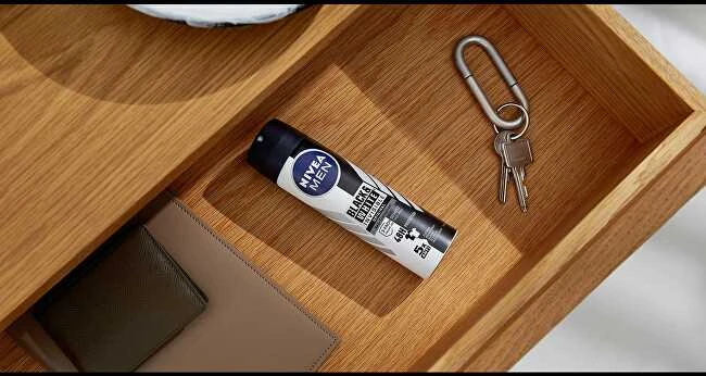 Nivea Men Invisible dezodorantas stalčiuje