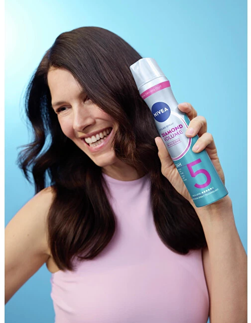 NIVEA Styling Diamond Volume Care plaukų lakas - 250 ml