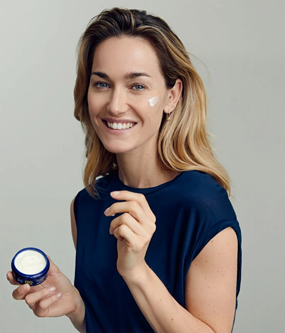 Nivea regeneruojamasis naktinis kremas nuo raukšlių su Q10 Power 50 ml