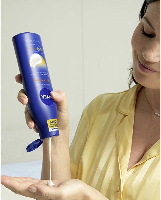Nivea stangrinamasis kūno losjonas su Q10, 250 ml