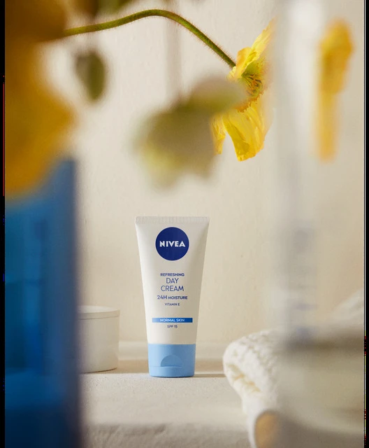 NIVEA_Rose Touch nawilżajacy krem do twarzy 50ml