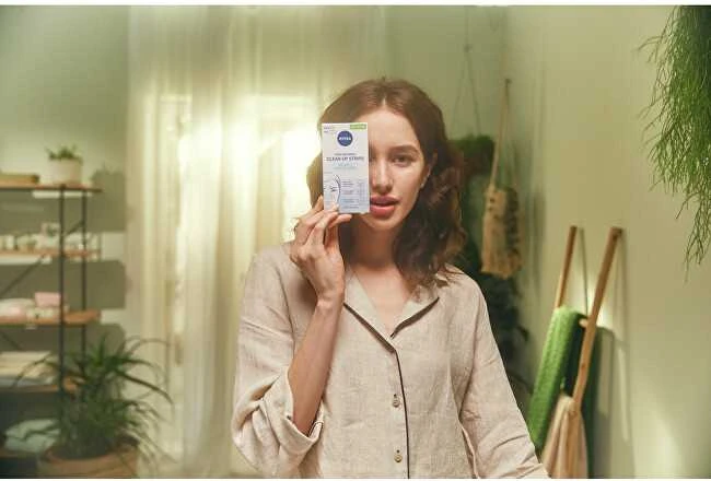 Nivea Skin Refining SOS Clear Up Strips Local Care moterims, 8 vnt