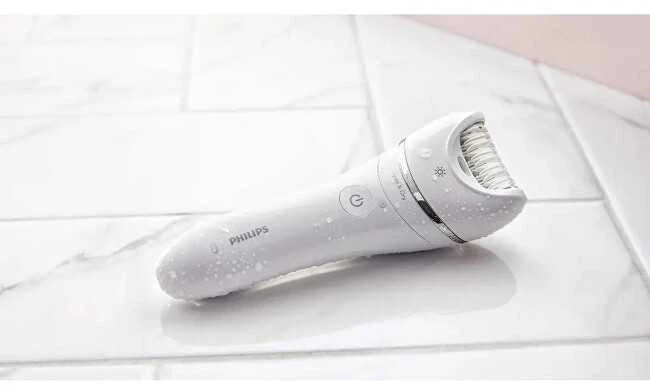 Philips Series 8000 „Wet & Dry“ epiliatorius BRE710/00