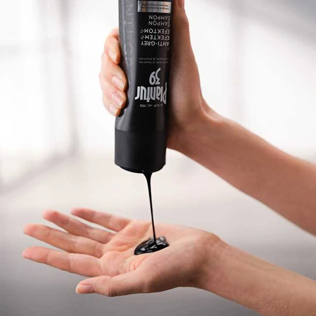 „Plantur“ šampūnas su pilkumą mažinančiu poveikiu (Šampūnas) 200 ml