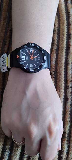 Q&Q analoginis laikrodis V02A-015VY