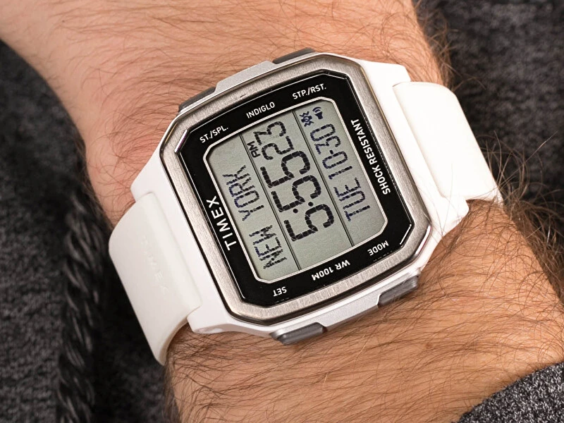 Timex Command TW5M29100