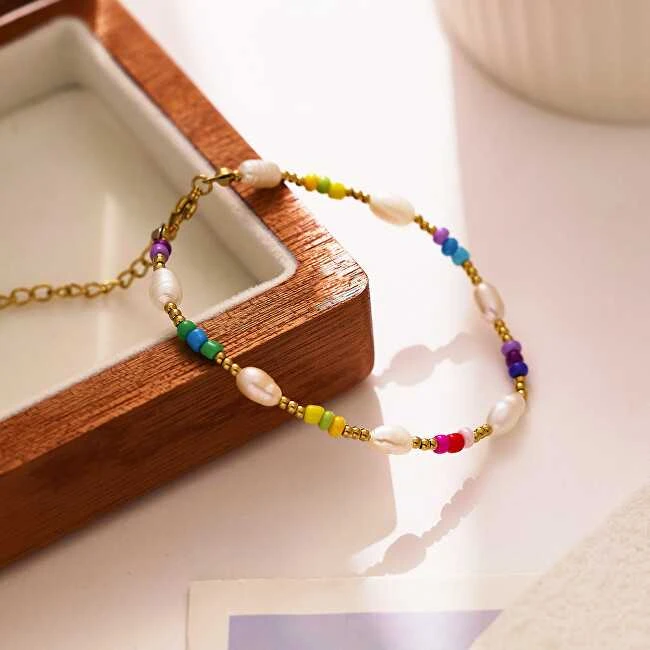 Troli Decent auksinis plated bracelet with genuine pearls and coloured beads