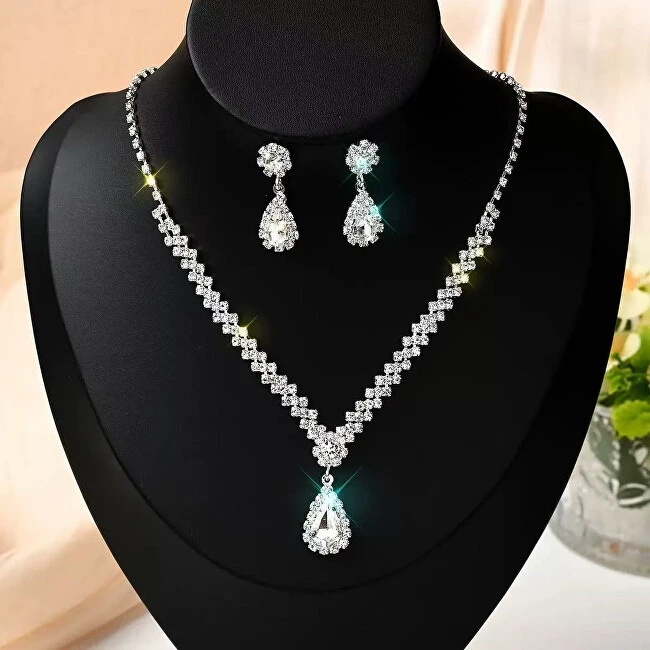 Troli Dazzling jewelry set with clear crystals (pakabukas, earrings)