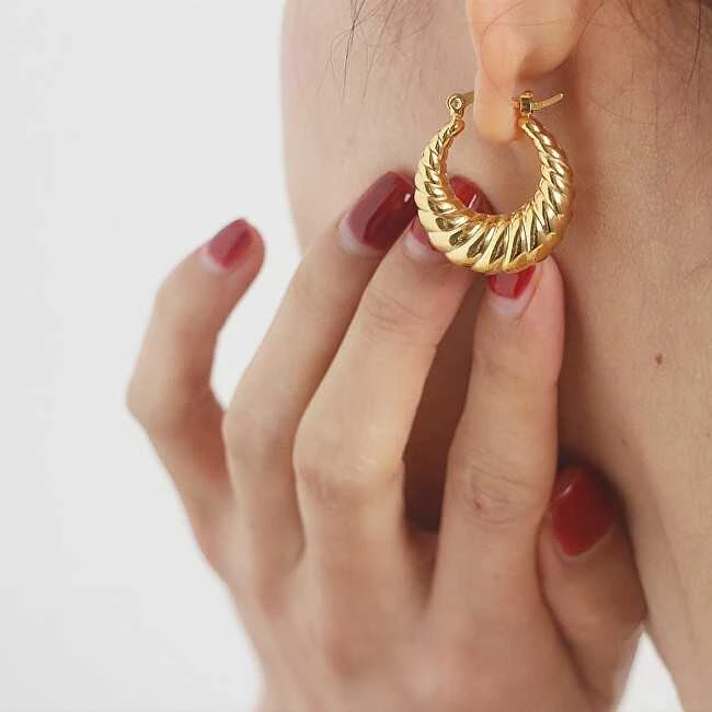 Troli Elegant steel hoop earrings