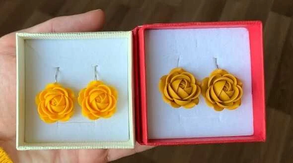 Troli Geltonai oranžiniai kabantys auskarai Saulės gėlės