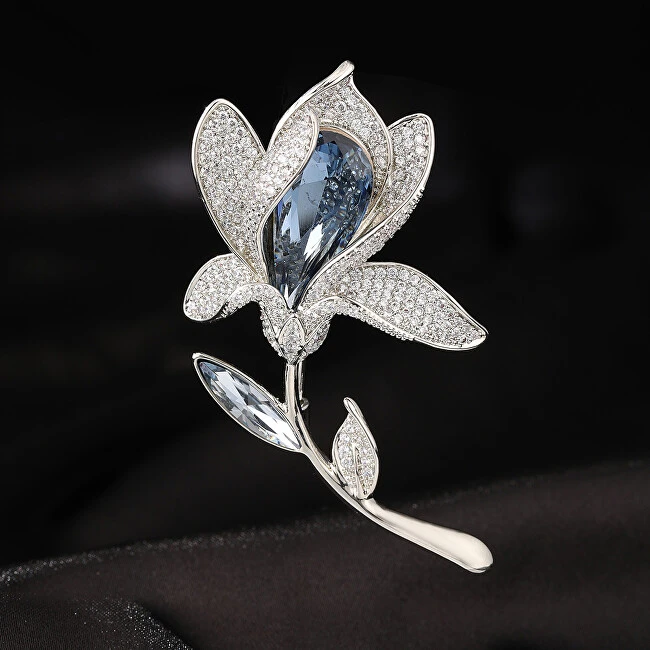 Troli Sparkling brooch in the shape of a blooming flower Sidabrinis