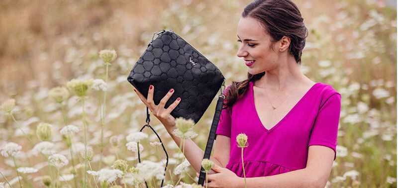 Vuch Women's Coalie MN Juodas crossbody krepšys