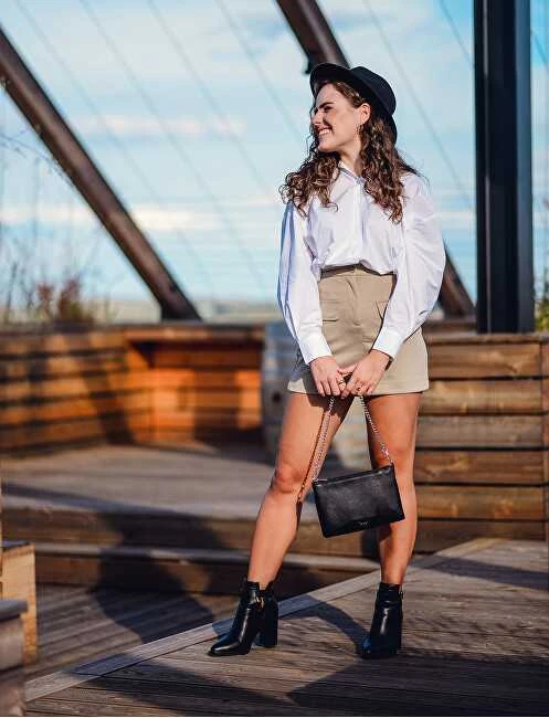 Vuch Moteriškas Lylann Juodas Crossbody krepšys