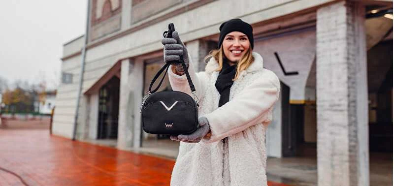Vuch Moteriškas Tayna Juodas Crossbody Bag