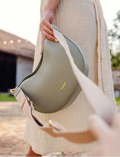 Vuch Moteriška rankinė Carys Dusty Žalias Banana Bag