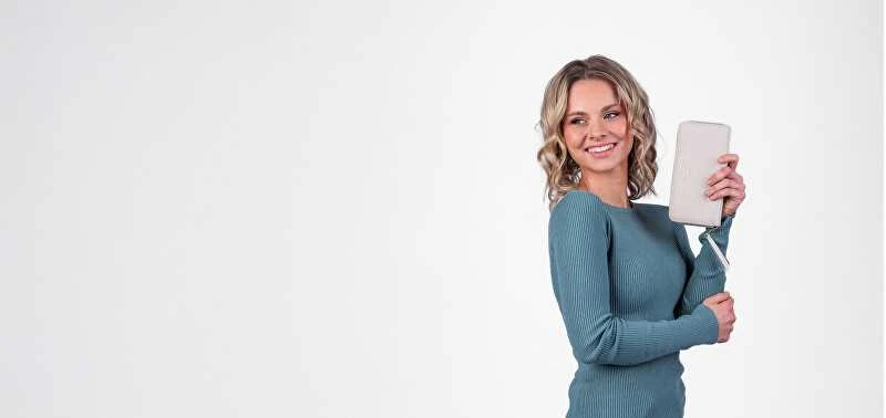 Vuch Moteriška piniginė „Nightie Nicci TC rusvai gelsvas“