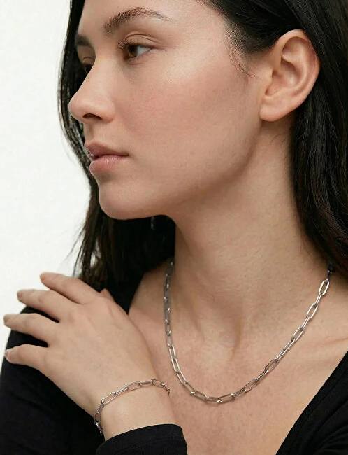 Vuch Luxurious auksinis-plated pakabukas Isel Sidabrinis