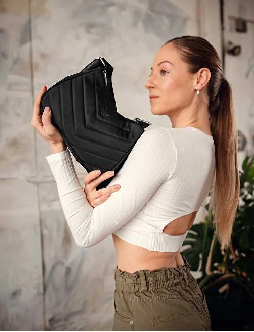 Vuch Moteriška crossbody rankinė Liva Juodas Banana Bag