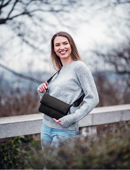 Vuch Moteriška kryžminė rankinė Yella Juodas