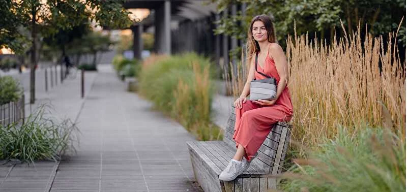 Vuch Moteriška rankinė Coalie Striped Juodas
