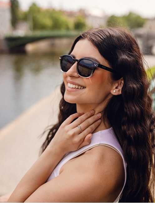 Vuch Polerizuoti sunglasses Elea V Juodas