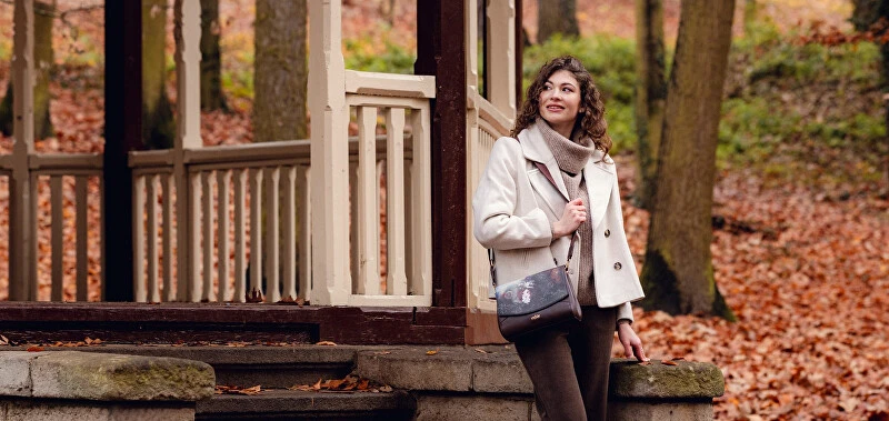 Vuch Moterų rankinė per petį Rosalie Rounded Flap Bag