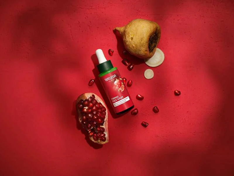 Weleda stangrinamasis serumas su granatų ir maca peptidais (stangrinamasis veido serumas), 30 ml