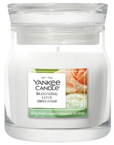 Yankee Candle Aromatic candle Signature glass small Blooming Love 110 g