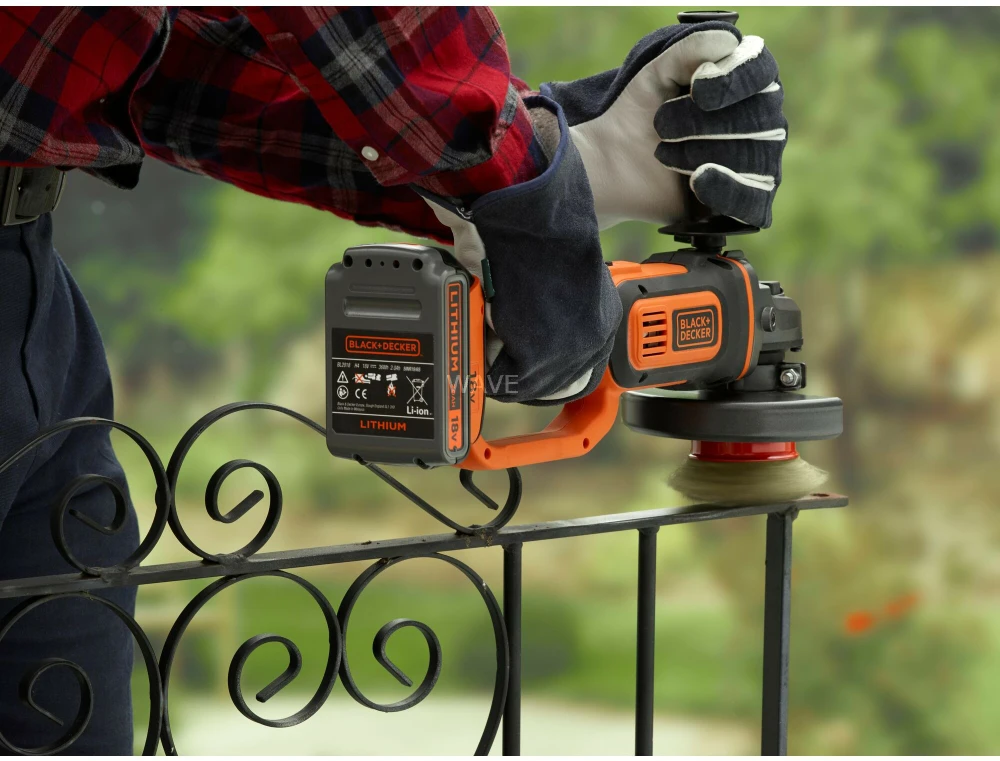 Kampinis šlifuoklis Black & Decker BCG720N-XJ (be akumuliatoriaus ir kroviklio)