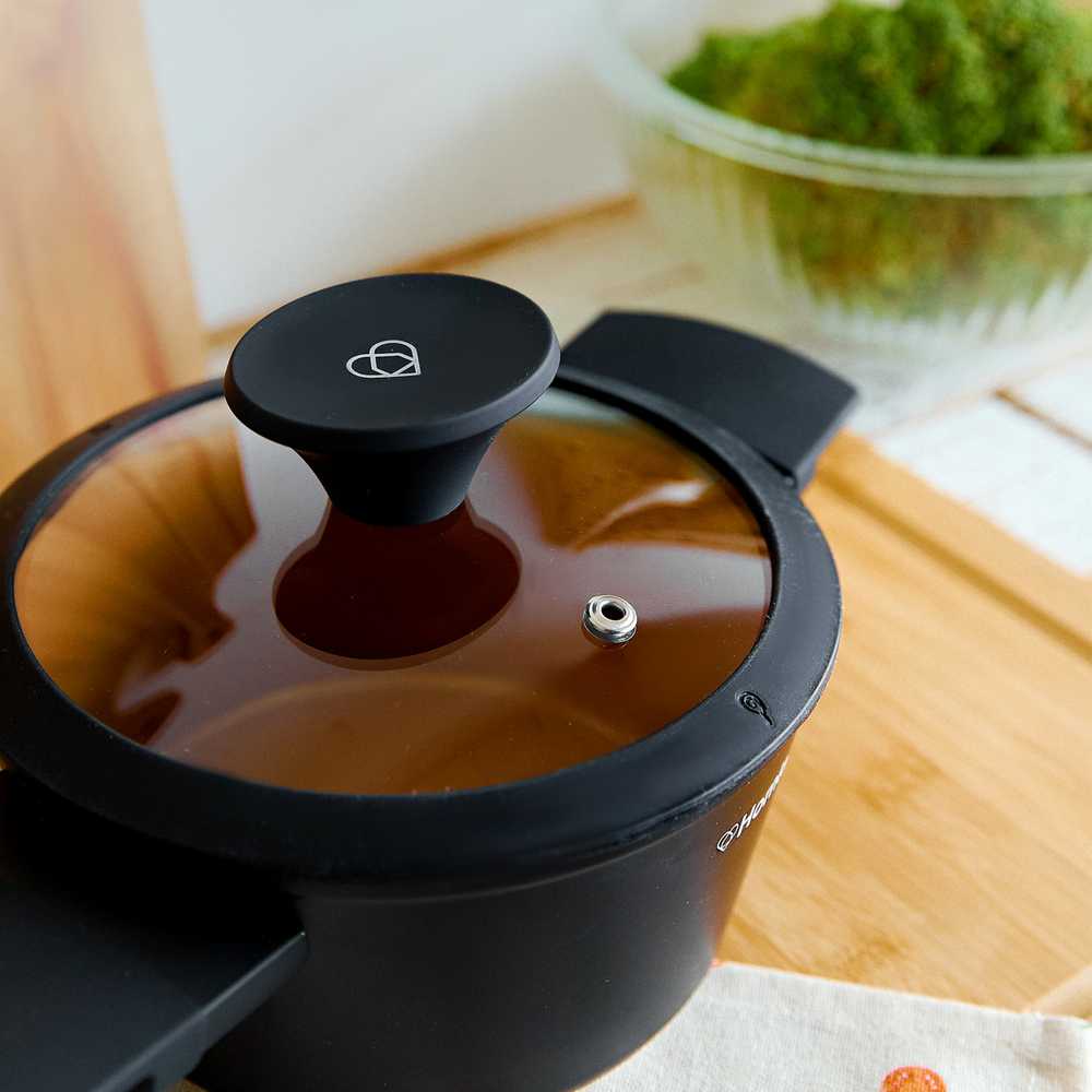 Homla Puodas tristan su dangčiu 1,2 l