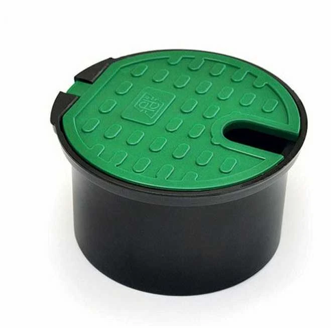 Šulinukas – hidrantas, ventilis padengtas plastmase