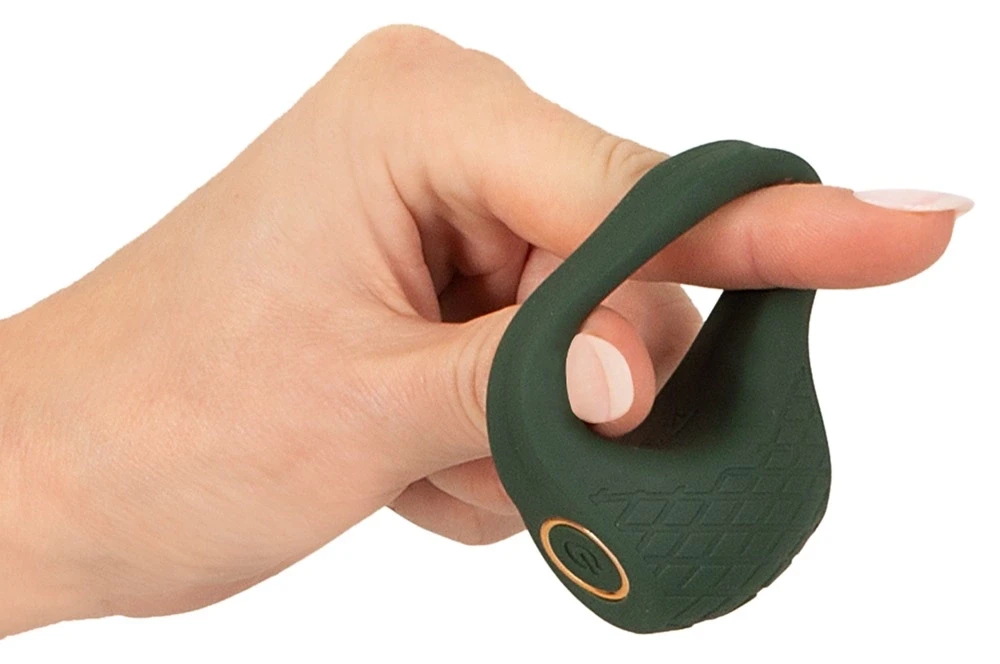 Emerald Love RING Prabangus vibruojantis penio žiedas