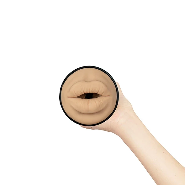 Kiiroo FeelVictoria June Mouth